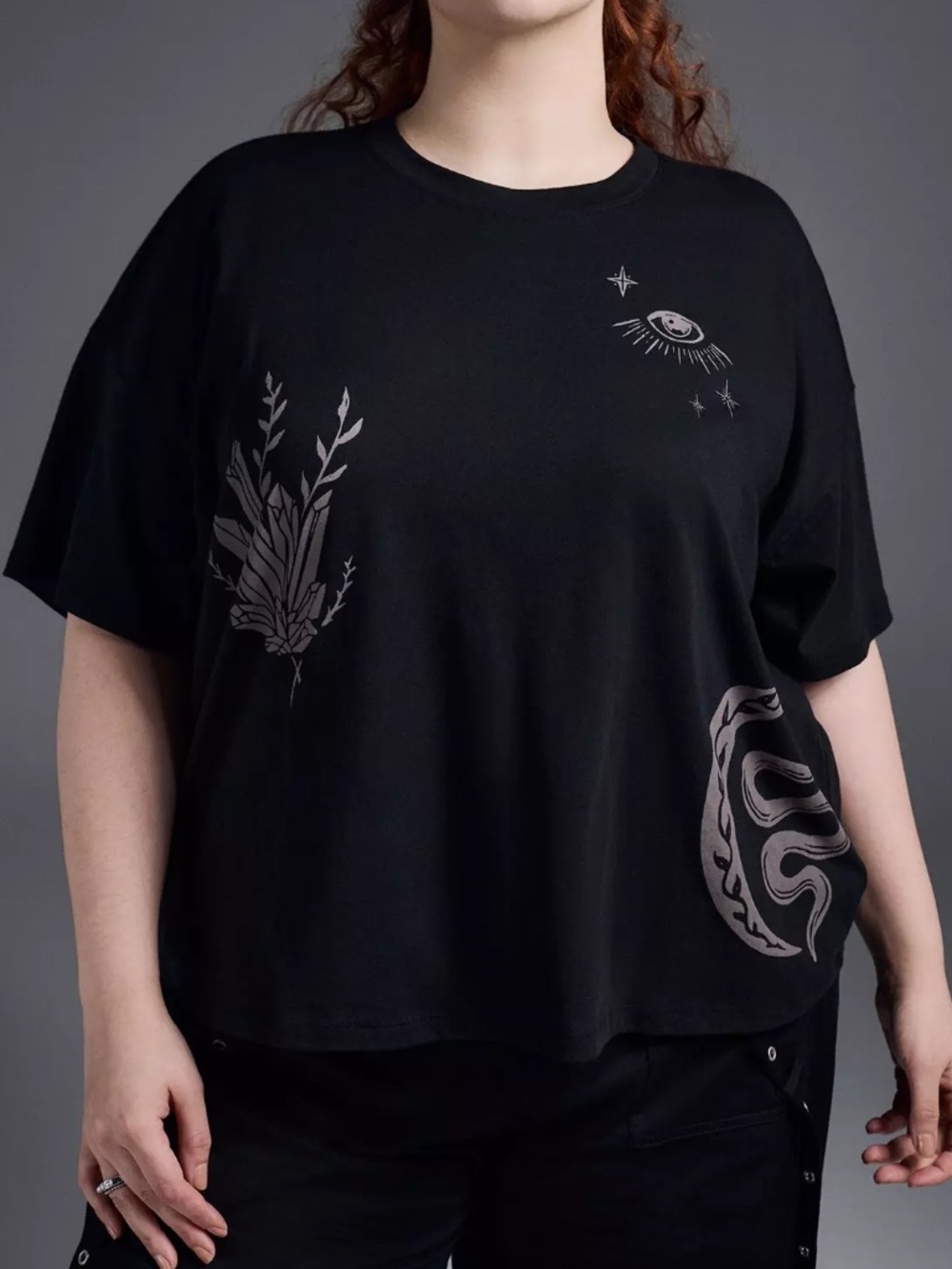 Torrid Tee 1X Black Nightfall Oversized Fit Mystical Crystals Snake T-Shirt Top